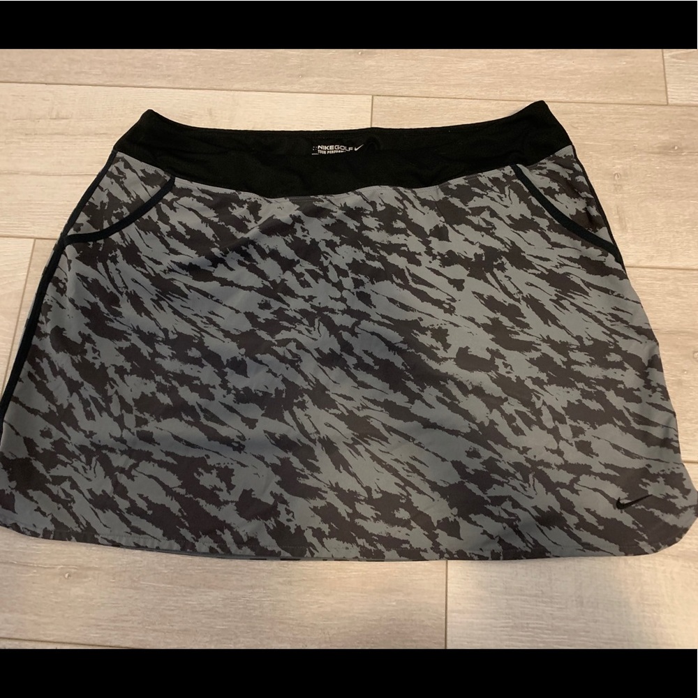 Nike golf skort